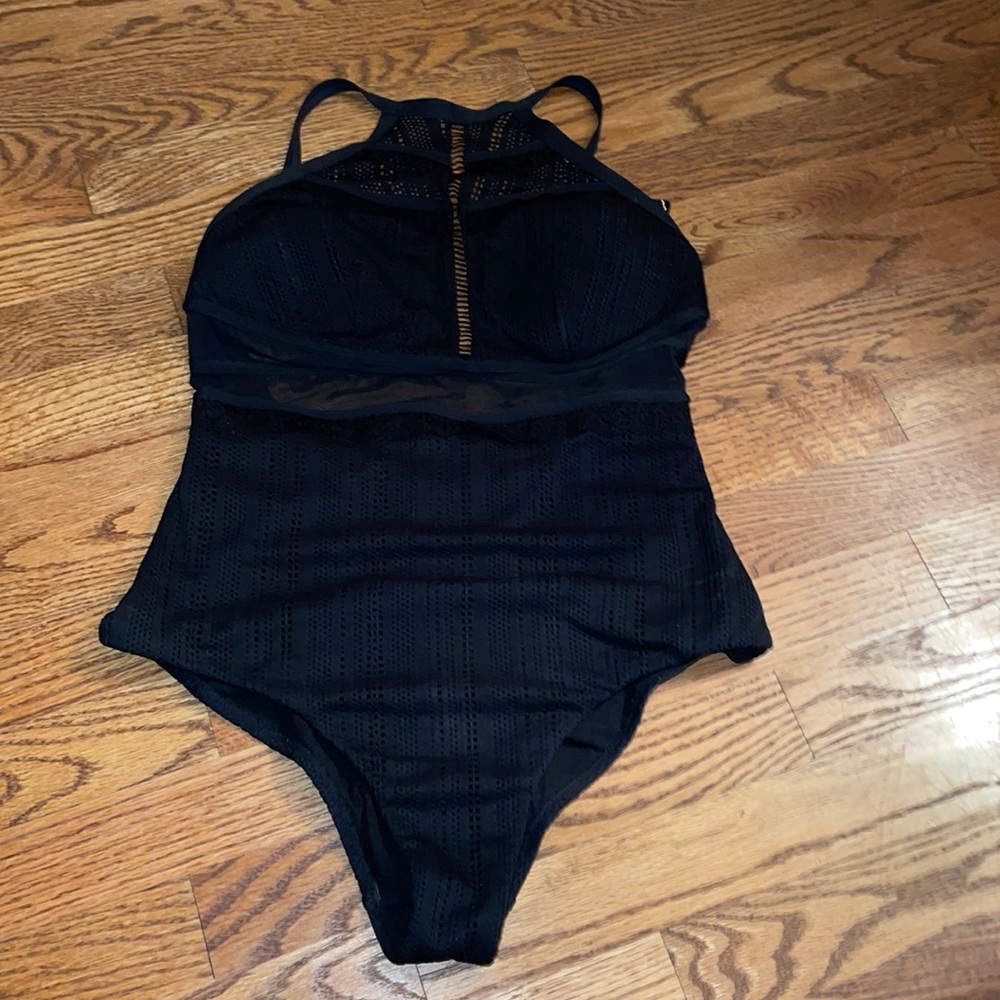Afriel & Tabbris black bathing suit Size 8